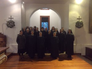 La-comunidad-y-el-P.-Gabriel-Guarda