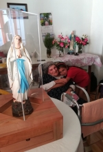 Virgen Peregrina en la Familia Becerra Muñoz